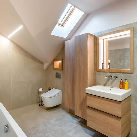 Guest house U Me