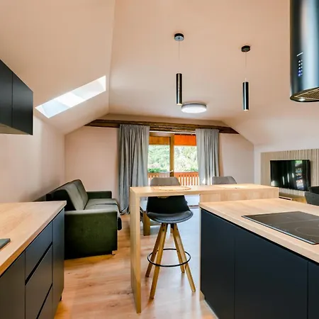 U Me Guest house 4*